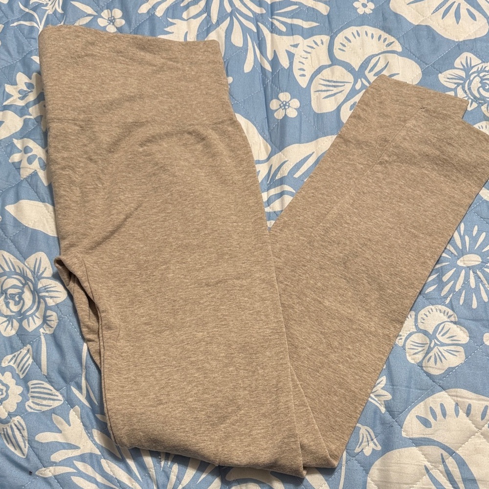 A New Day women’s Beige Leggings